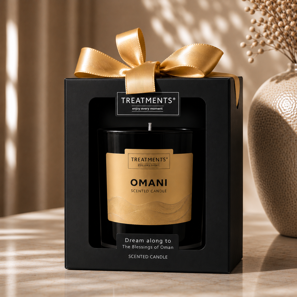 Treatments® - Giftbox Scented Candle - Omani - 380 grams