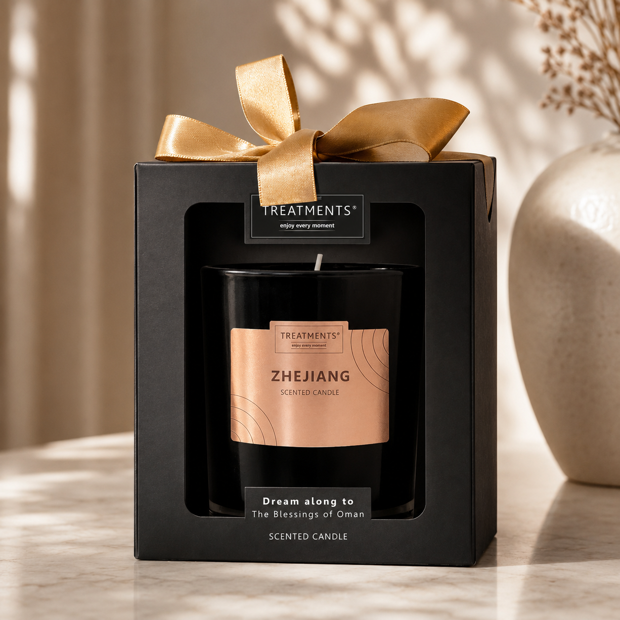 Treatments® - Giftbox Scented Candle - Zhejiang - 380 grams